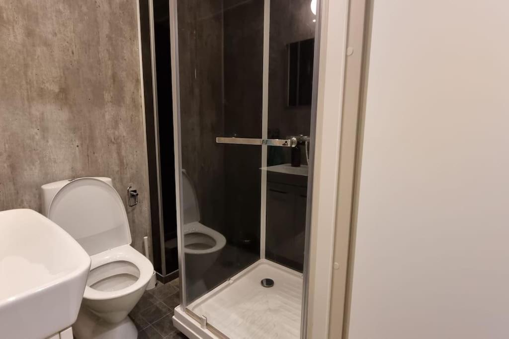 Quiet And Comfy With Swimming Pool Apartment Onsala Bagian luar foto